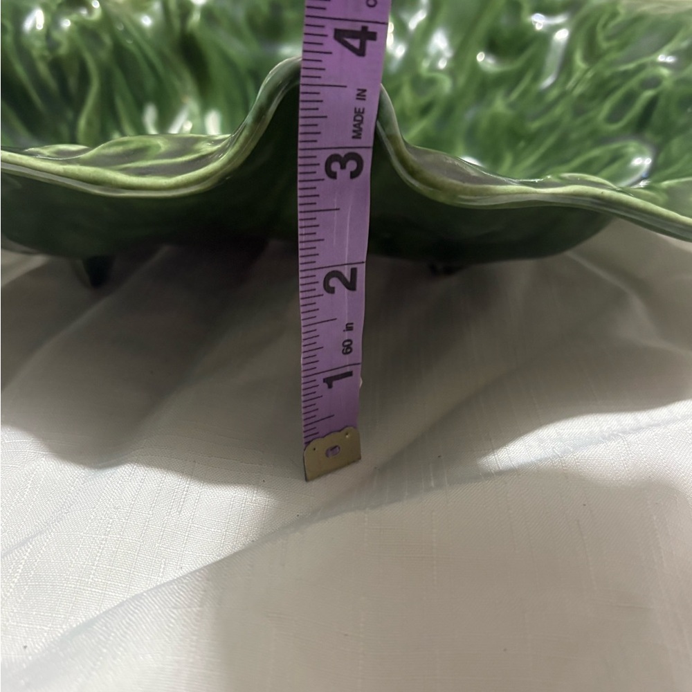 Vintage Green Leaf-Shaped Ceramic Bowl - Picture 7 of 7